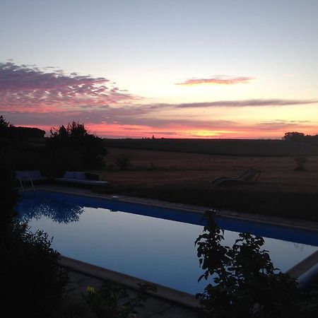 La Lunaire Bed & Breakfast Verteillac Bagian luar foto