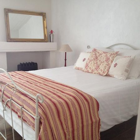La Lunaire Bed & Breakfast Verteillac Bagian luar foto