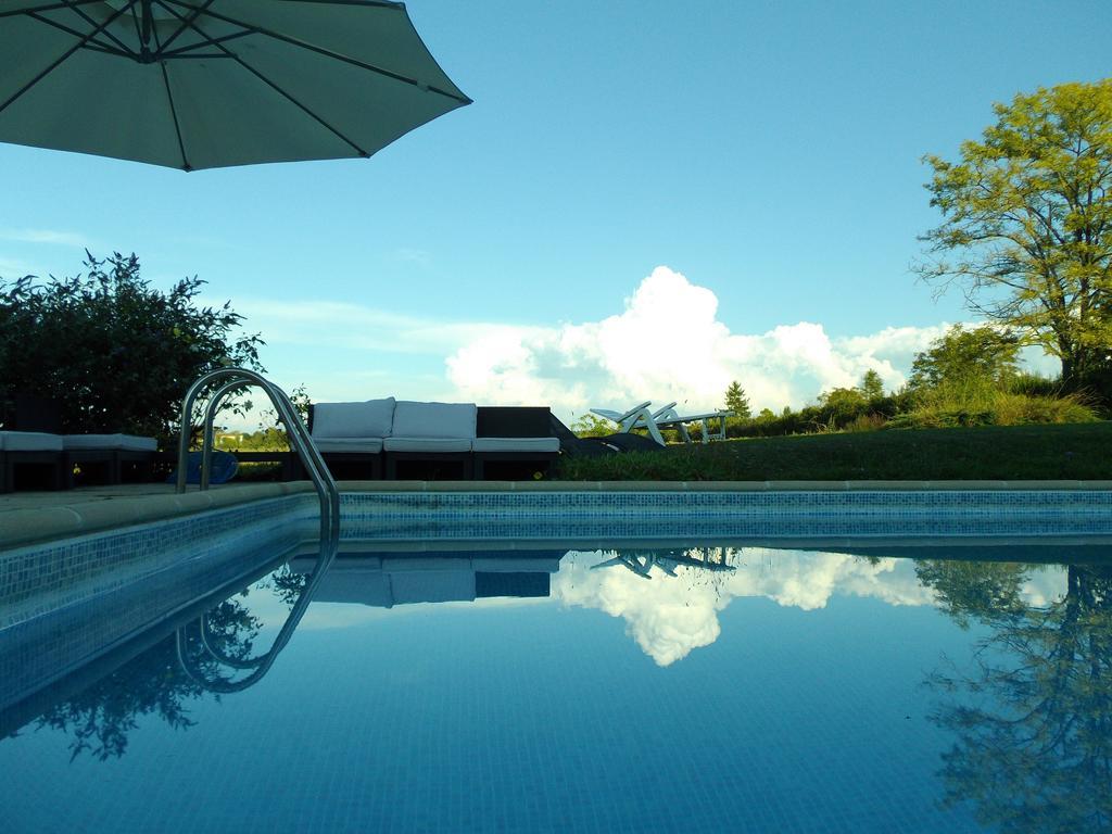 La Lunaire Bed & Breakfast Verteillac Bagian luar foto