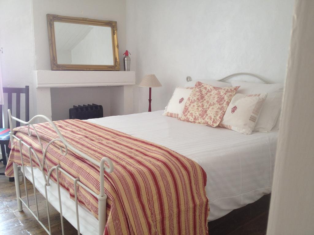 La Lunaire Bed & Breakfast Verteillac Bagian luar foto